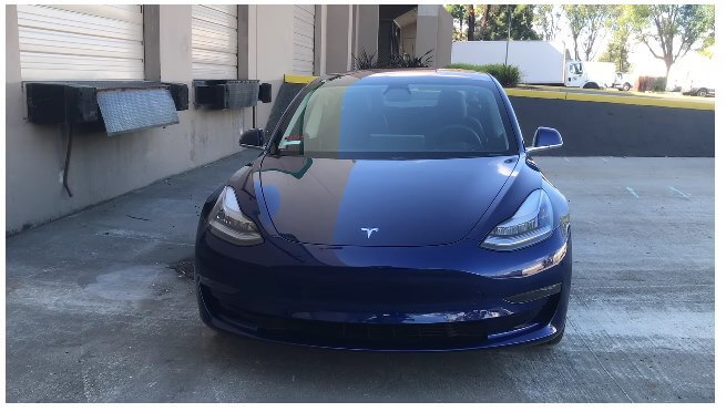 Новый рекорд: запас хода Tesla Model 3 растянули до 975 км